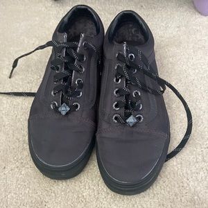 Harry Potter vans!! Only have been wear two times!